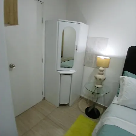 Centric, Private, Petfriendly Budget Apartments In Miraflores Lima Room photo