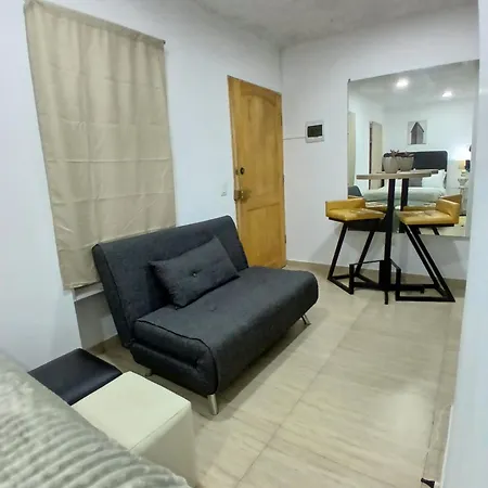 Centric, Private, Petfriendly Budget Apartments In Miraflores Lima Room photo