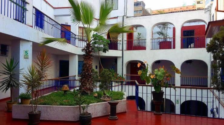 Apartment Centric, Private, Petfriendly Budget In Miraflores