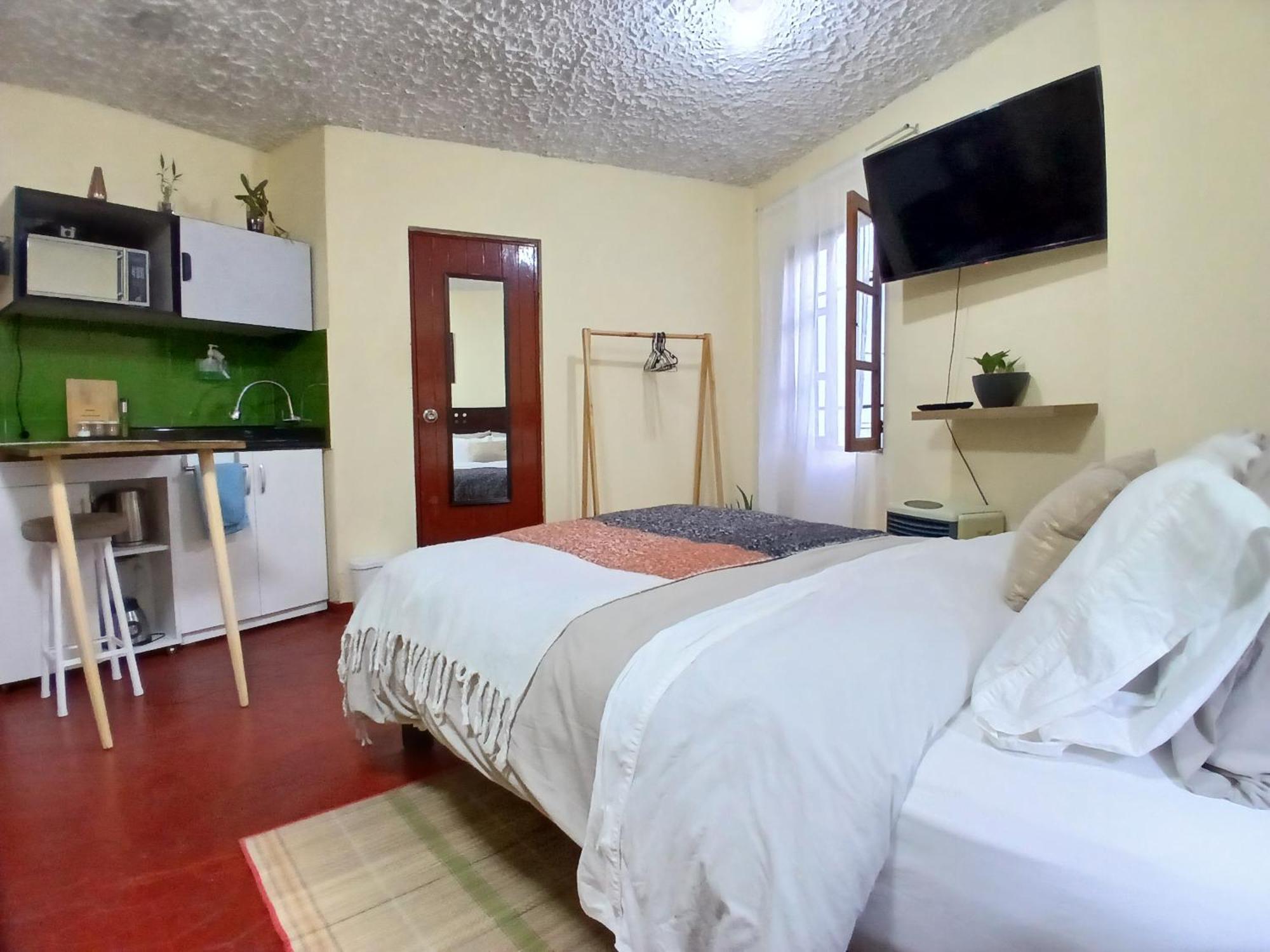 Centric, Private, Petfriendly Budget In Miraflores
