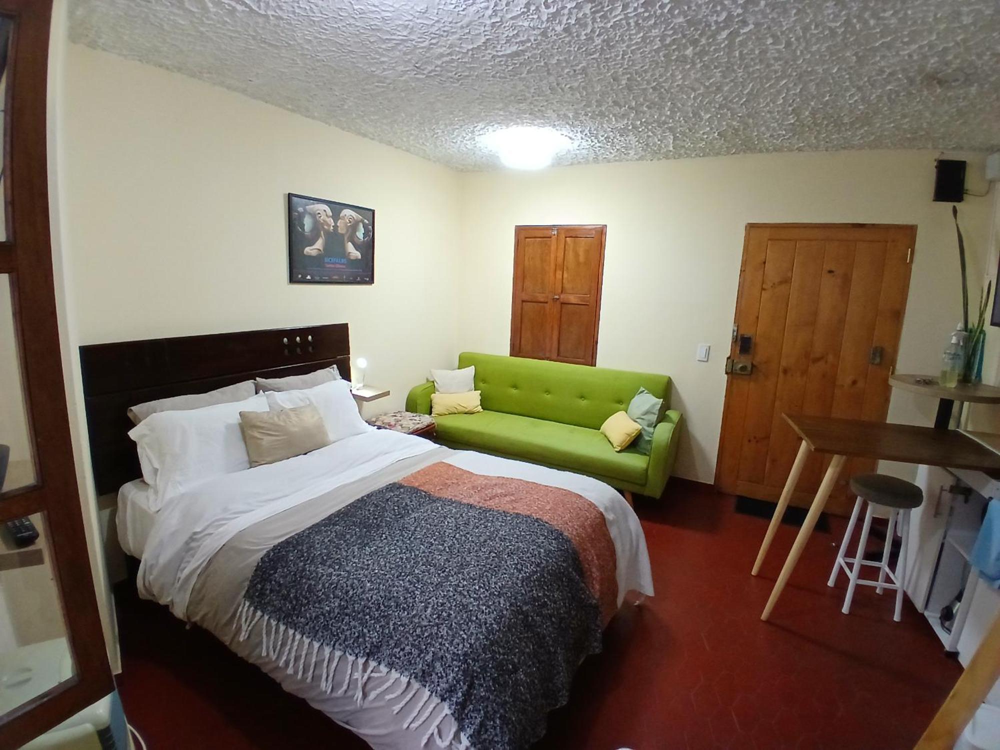 Centric, Private, Petfriendly Budget In Miraflores *