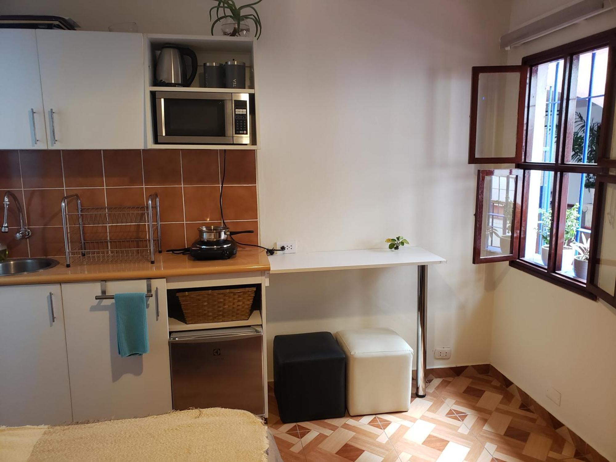 Centric, Private, Petfriendly Budget In Miraflores Apartment