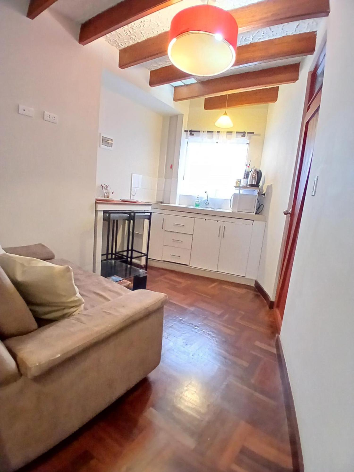 Apartment Centric, Private, Petfriendly Budget In Miraflores