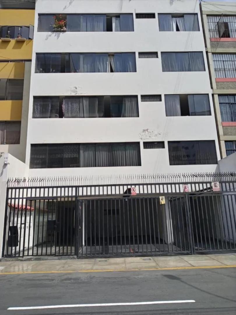 Apartment Centric, Private, Petfriendly Budget In Miraflores *
